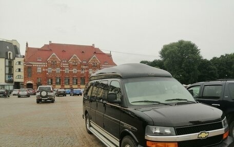 Chevrolet Express II, 2004 год, 2 500 000 рублей, 1 фотография