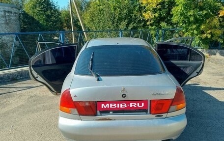 Mitsubishi Carisma I, 1998 год, 120 000 рублей, 4 фотография