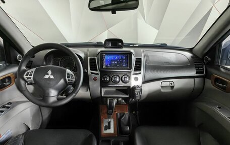 Mitsubishi Pajero Sport II рестайлинг, 2008 год, 1 495 000 рублей, 10 фотография