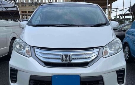 Honda Freed I, 2016 год, 947 000 рублей, 2 фотография