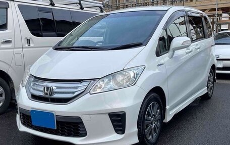 Honda Freed I, 2016 год, 947 000 рублей, 3 фотография