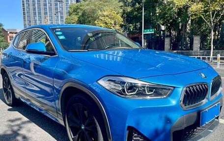 BMW X2, 2020 год, 1 800 000 рублей, 2 фотография