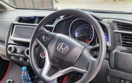 Honda Fit III, 2013 год, 980 000 рублей, 13 фотография