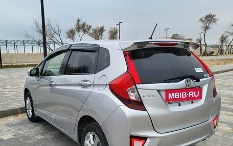 Honda Fit III, 2013 год, 980 000 рублей, 4 фотография