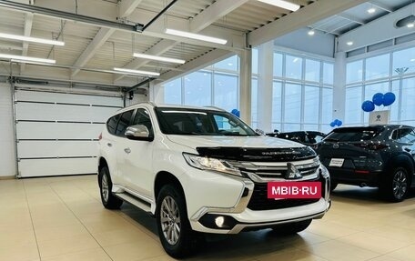 Mitsubishi Pajero Sport III рестайлинг, 2018 год, 3 349 000 рублей, 5 фотография