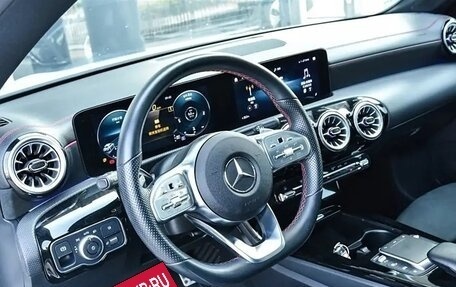 Mercedes-Benz CLA, 2021 год, 3 399 000 рублей, 15 фотография