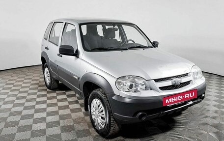 Chevrolet Niva I рестайлинг, 2015 год, 798 000 рублей, 3 фотография