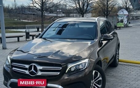 Mercedes-Benz GLC, 2017 год, 3 800 000 рублей, 2 фотография