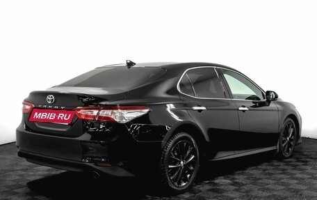 Toyota Camry, 2019 год, 2 850 000 рублей, 6 фотография