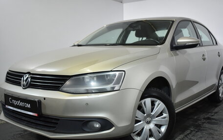 Volkswagen Jetta VI, 2013 год, 859 000 рублей, 3 фотография