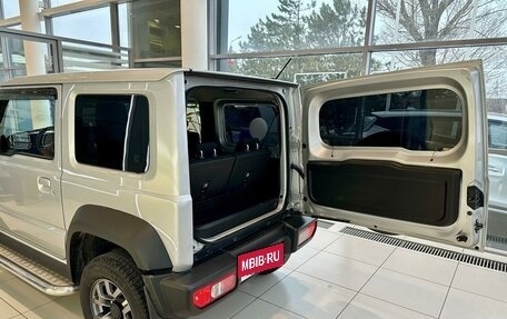 Suzuki Jimny, 2021 год, 2 850 000 рублей, 11 фотография