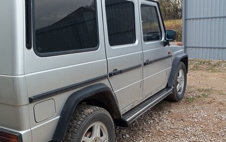 Mercedes-Benz G-Класс W463 рестайлинг _ii, 1994 год, 1 100 000 рублей, 11 фотография