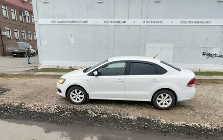 Volkswagen Polo VI (EU Market), 2011 год, 740 000 рублей, 3 фотография