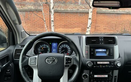 Toyota Land Cruiser Prado 150 рестайлинг 2, 2012 год, 2 995 000 рублей, 12 фотография