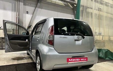 Toyota Passo III, 2004 год, 550 000 рублей, 2 фотография