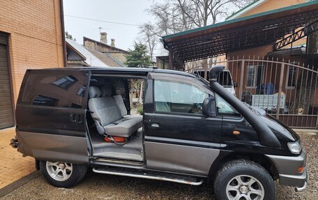 Mitsubishi Delica IV, 2003 год, 1 250 000 рублей, 3 фотография