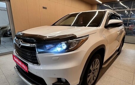 Toyota Highlander III, 2014 год, 3 450 000 рублей, 3 фотография