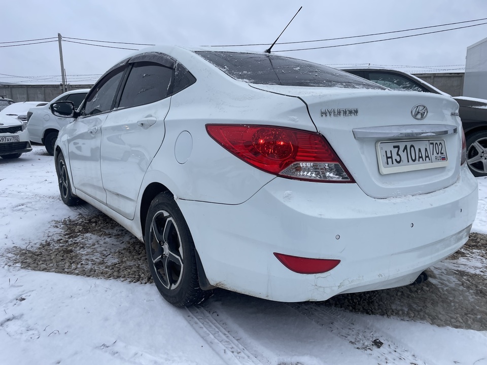 Hyundai Solaris I, 2012 год, 630 000 рублей, 11 фотография