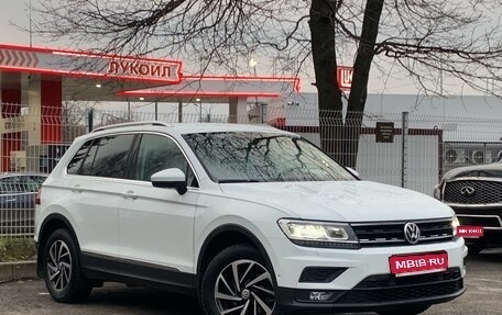 Volkswagen Tiguan II, 2018 год, 2 489 000 рублей, 1 фотография