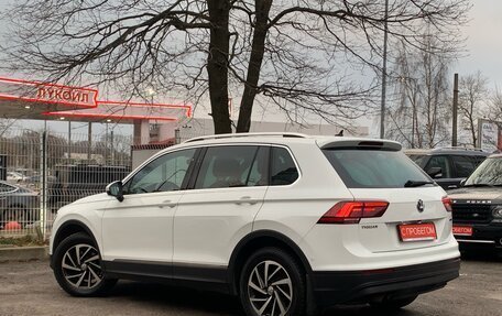 Volkswagen Tiguan II, 2018 год, 2 489 000 рублей, 4 фотография