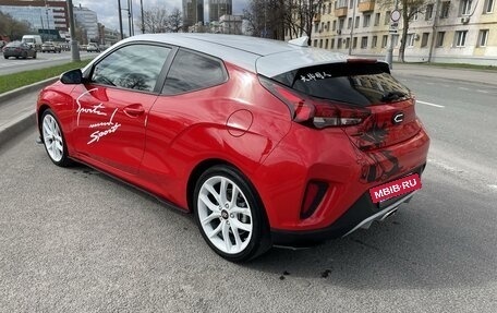 Hyundai Veloster II, 2018 год, 2 390 000 рублей, 5 фотография