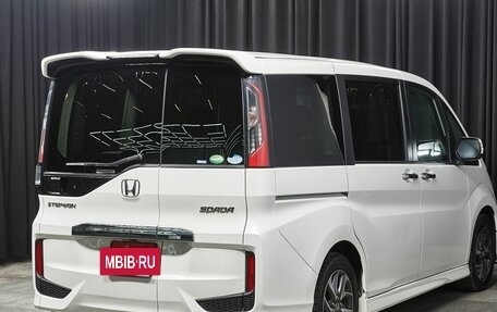 Honda Stepwgn IV, 2015 год, 2 187 000 рублей, 4 фотография