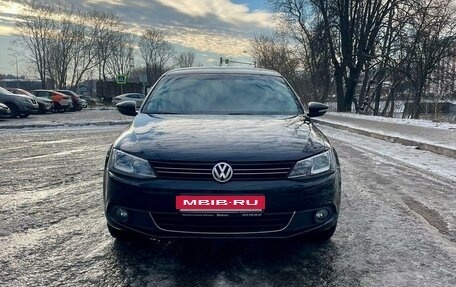 Volkswagen Jetta VI, 2014 год, 1 395 000 рублей, 3 фотография