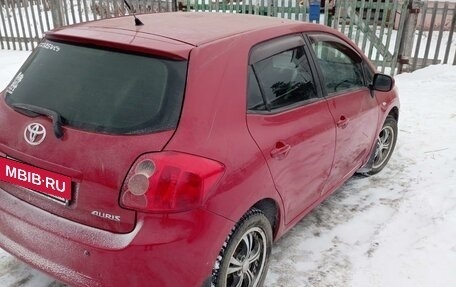 Toyota Auris II, 2008 год, 650 000 рублей, 3 фотография