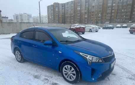 KIA Rio IV, 2021 год, 1 600 000 рублей, 3 фотография