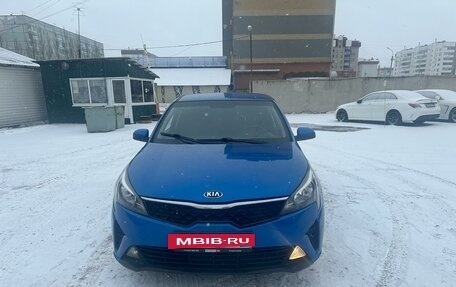 KIA Rio IV, 2021 год, 1 600 000 рублей, 2 фотография