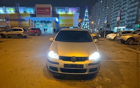 Volkswagen Golf V, 2005 год, 500 000 рублей, 3 фотография