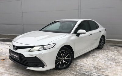 Toyota Camry, 2021 год, 3 595 000 рублей, 1 фотография