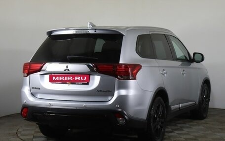 Mitsubishi Outlander III рестайлинг 3, 2019 год, 2 149 000 рублей, 5 фотография