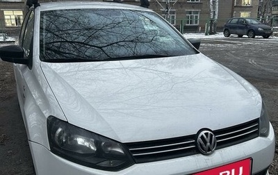 Volkswagen Polo VI (EU Market), 2013 год, 950 000 рублей, 1 фотография