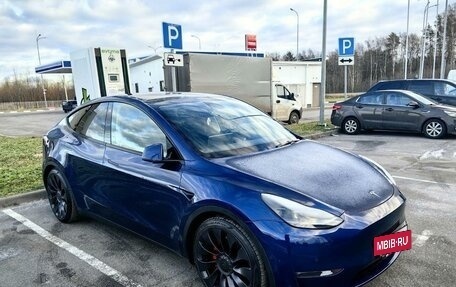 Tesla Model Y I, 2023 год, 6 100 000 рублей, 3 фотография