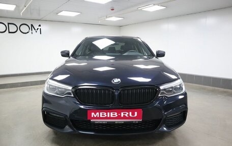 BMW 5 серия, 2018 год, 4 980 000 рублей, 3 фотография