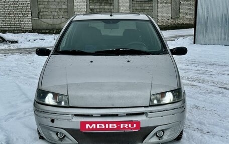 Fiat Punto III Punto Evo рестайлинг, 2000 год, 175 000 рублей, 3 фотография