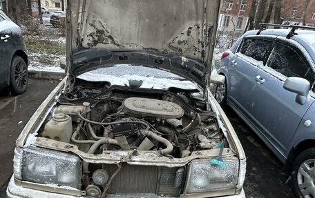 Mercedes-Benz W124, 1989 год, 135 000 рублей, 2 фотография