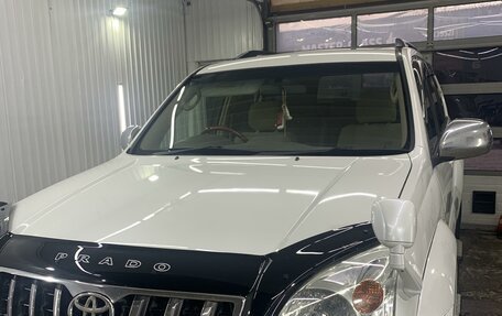 Toyota Land Cruiser Prado 120 рестайлинг, 2003 год, 175 000 рублей, 3 фотография