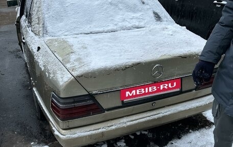 Mercedes-Benz W124, 1989 год, 135 000 рублей, 14 фотография