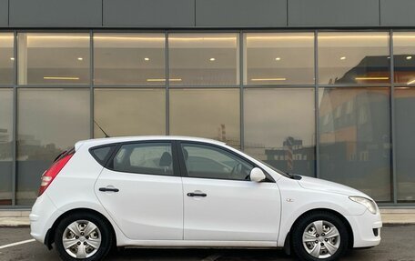 Hyundai i30 I, 2010 год, 599 000 рублей, 3 фотография