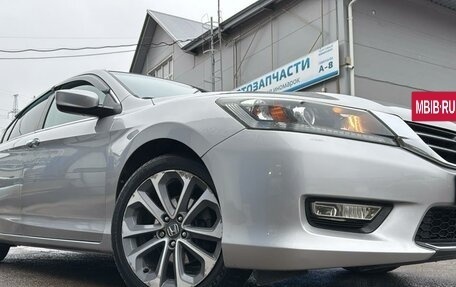 Honda Accord IX рестайлинг, 2013 год, 1 970 000 рублей, 3 фотография