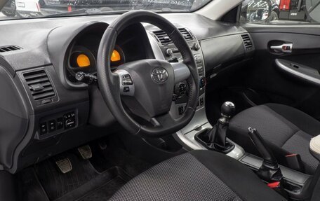 Toyota Corolla, 2013 год, 1 040 000 рублей, 8 фотография