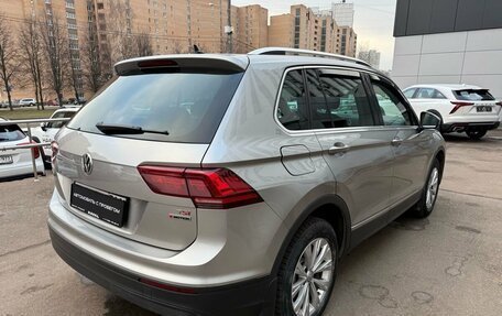 Volkswagen Tiguan II, 2017 год, 2 490 000 рублей, 6 фотография