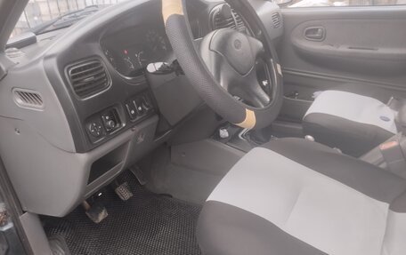 KIA Sportage IV рестайлинг, 2002 год, 600 000 рублей, 13 фотография