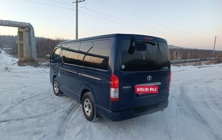 Toyota HiAce H200, 2014 год, 2 420 000 рублей, 5 фотография