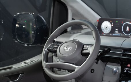 Hyundai Staria, 2024 год, 8 590 000 рублей, 12 фотография