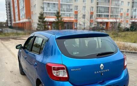 Renault Sandero II рестайлинг, 2015 год, 1 000 000 рублей, 4 фотография