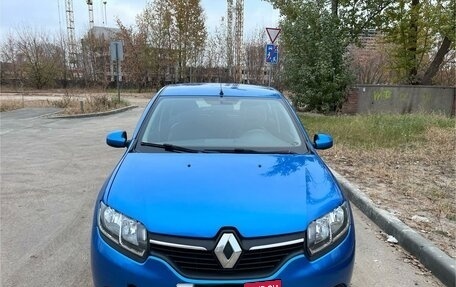 Renault Sandero II рестайлинг, 2015 год, 1 000 000 рублей, 3 фотография