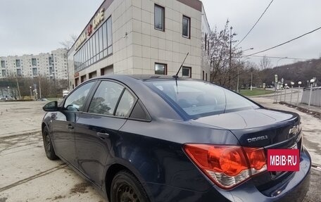 Chevrolet Cruze II, 2010 год, 675 000 рублей, 5 фотография